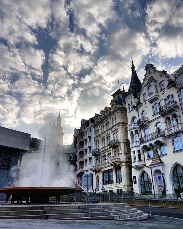 Ferdinandhof Apart-Hotel Κάρλοβι Βάρι Εξωτερικό φωτογραφία
